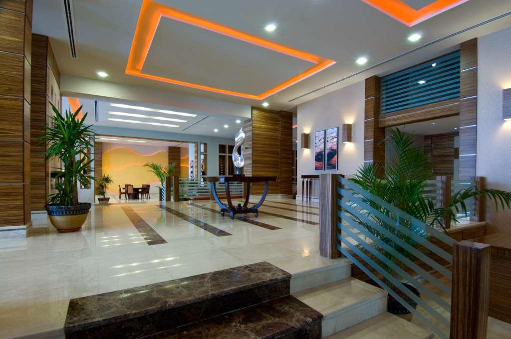 Hilton Garden Inn Riyadh Olaya Riade Interior foto