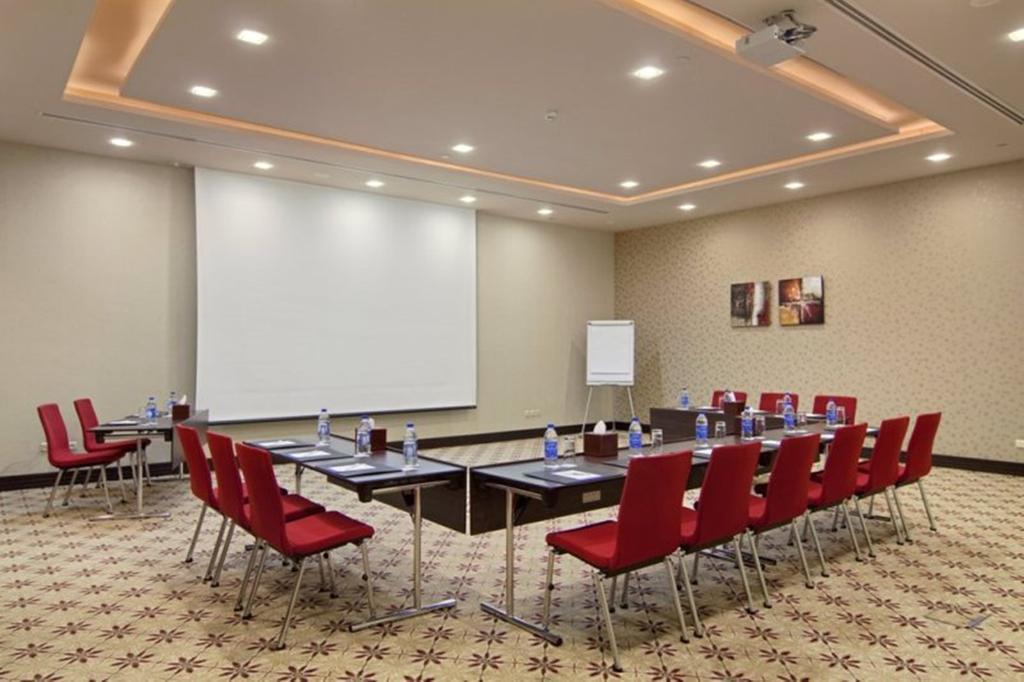 Hilton Garden Inn Riyadh Olaya Riade Exterior foto