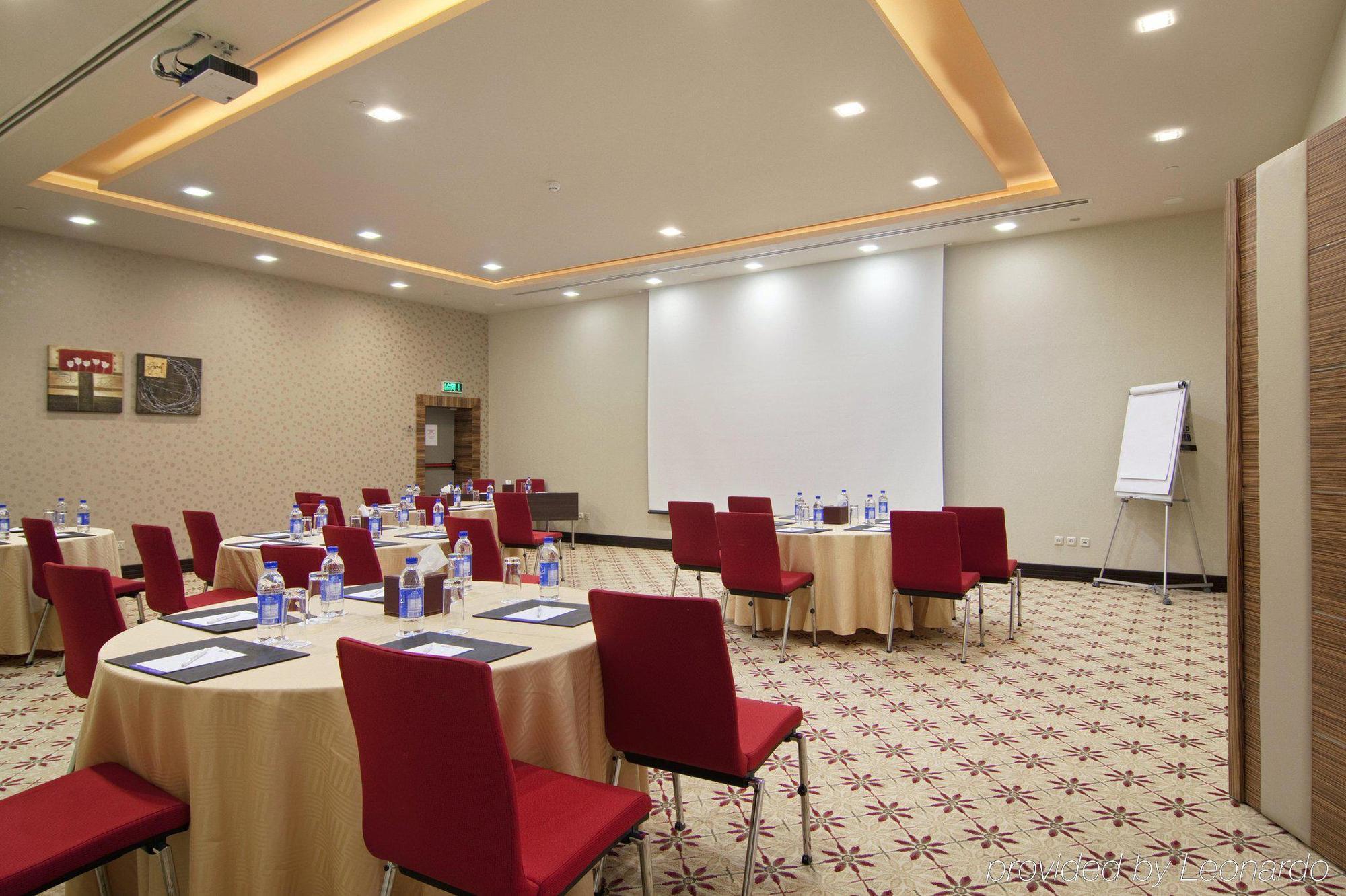 Hilton Garden Inn Riyadh Olaya Riade Facilidades foto