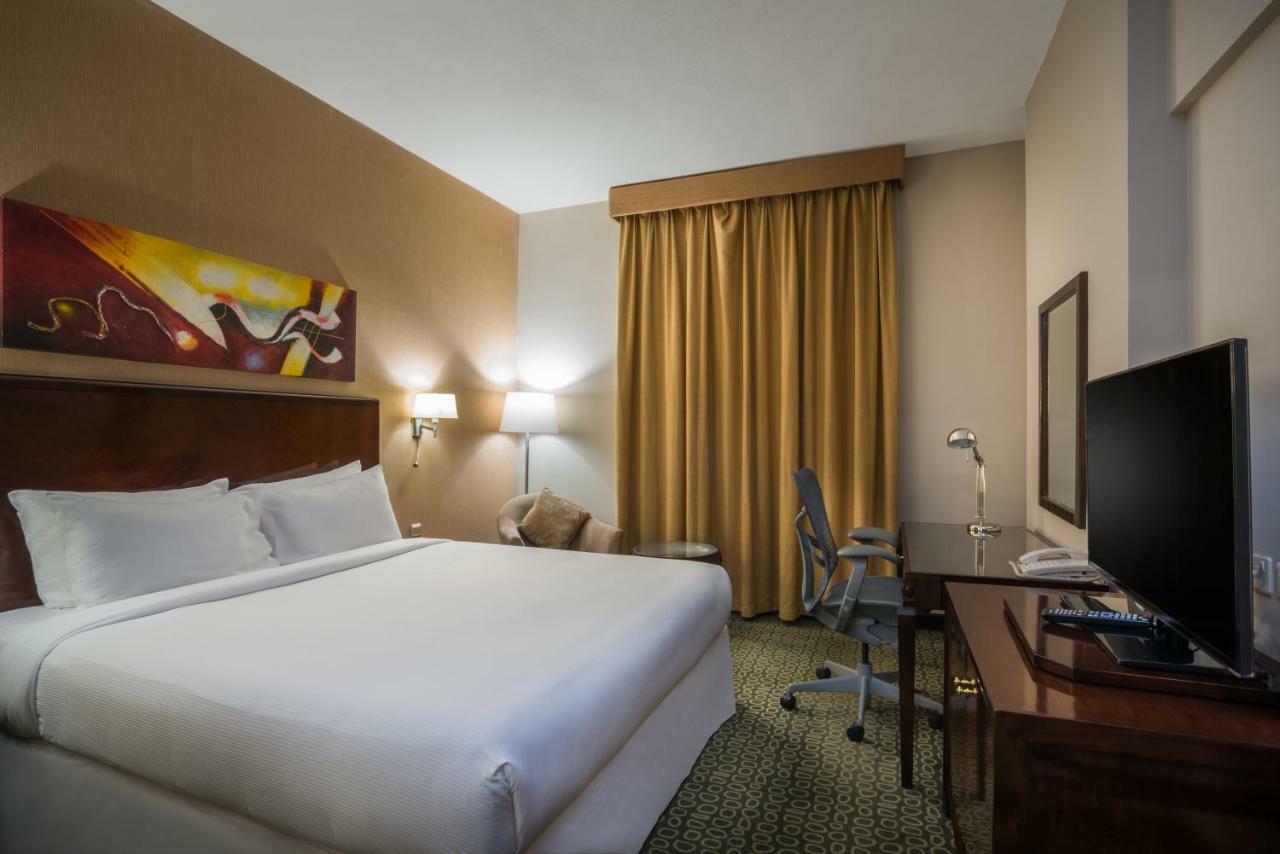 Hilton Garden Inn Riyadh Olaya Riade Exterior foto